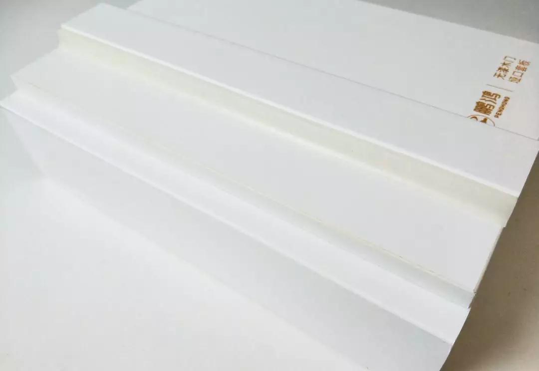 鸿运国际免漆木门实木框架